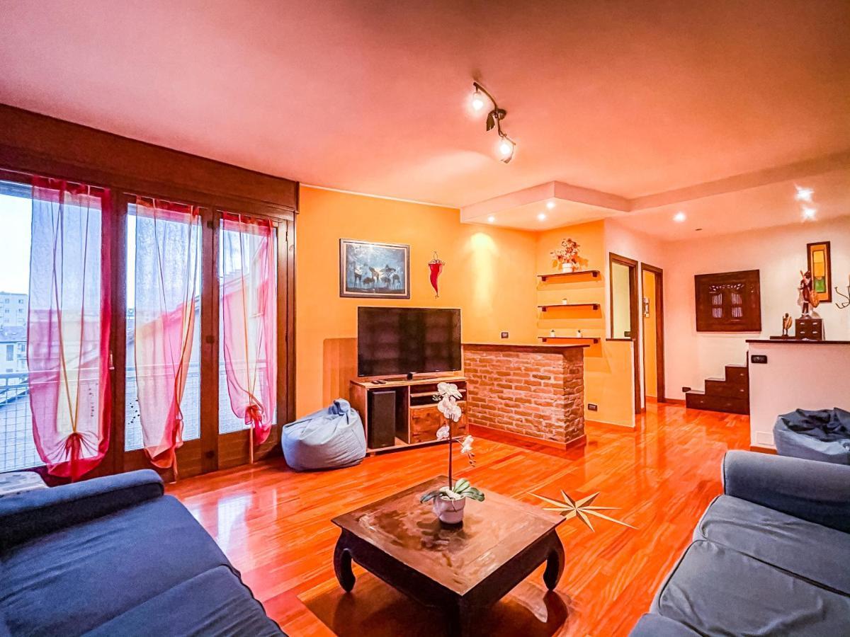 Myhouse Inn Racconigi - Affitti Brevi Italia Торино Екстериор снимка
